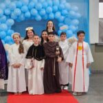 Catequizandos da Paróquia São Roque encenam “Festa no Céu” em homenagem ao Dia de Todos os Santos 17 Catequizandos da Paróquia São Roque encenam “Festa no Céu” em homenagem ao Dia de Todos os Santos