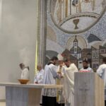 Igreja de Linha Cabral é dedicada a Frei Galvão em cerimônia marcada pela devoção 3 Igreja de Linha Cabral é dedicada a Frei Galvão em cerimônia marcada pela devoção