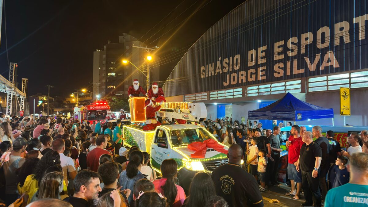 Mais de 4 mil pessoas celebram o Natal Cermoful em Morro da Fumaça