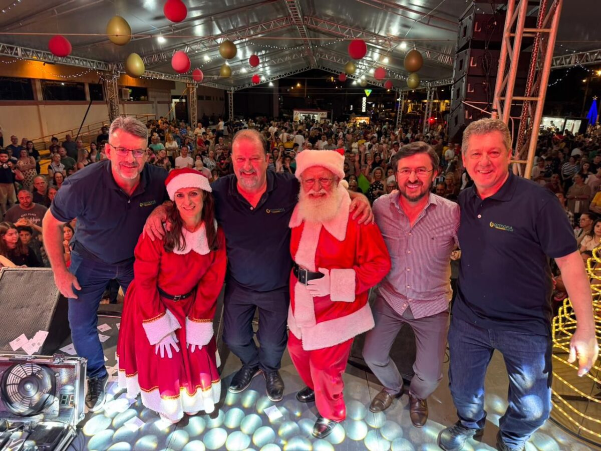 Mais de 4 mil pessoas celebram o Natal Cermoful em Morro da Fumaça