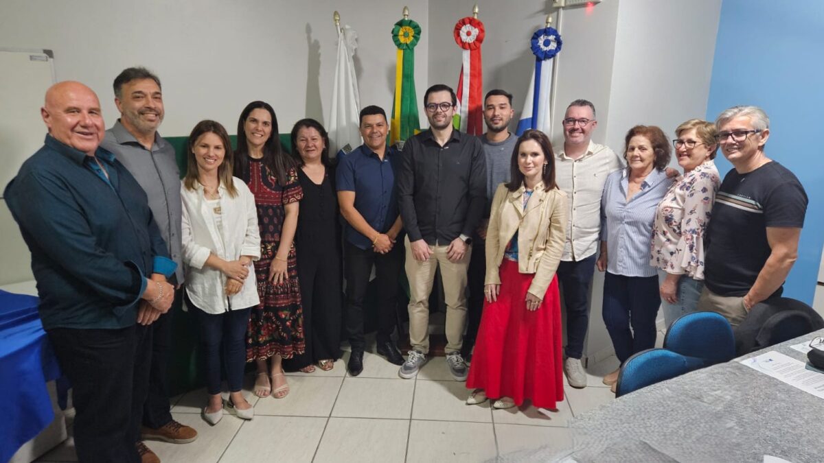 CDL de Morro da Fumaça empossa nova diretoria para o triênio 2026–2028