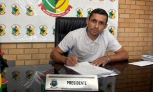 Parazinho exerce temporariamente a Presidência da Câmara de Morro da Fumaça