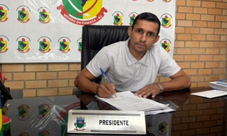 Parazinho exerce temporariamente a Presidência da Câmara de Morro da Fumaça