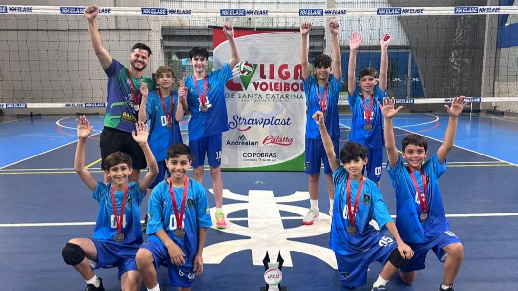 Equipe sub-13 FME/Voa Vôlei conquista vice-campeonato da série Ouro da Liga Voleibol de Santa Catarina