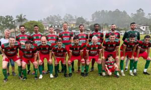 Master do Rui Barbosa goleia o De Villa por 6 a 0 em Urussanga