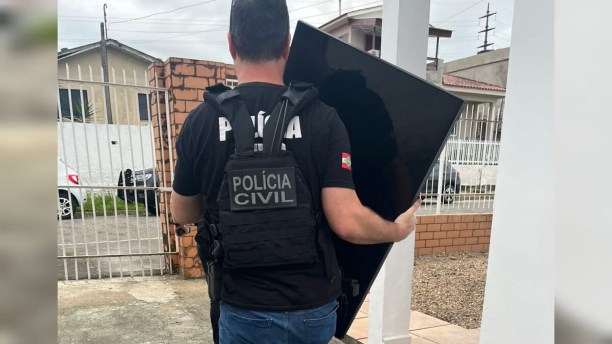 Polícia Civil recupera televisão furtada