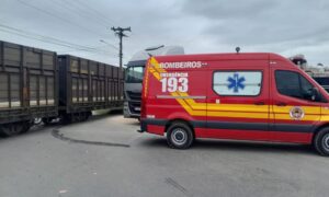 Caminhão e trem colidem em cruzamento da linha férrea no Distrito de Estação Cocal