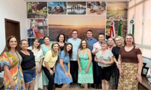 Servidoras que se despedem da Educação de Morro da Fumaça são homenageadas