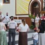 Missa de Envio marca compromisso de acólitos e coroinhas na Igreja Matriz São Roque
