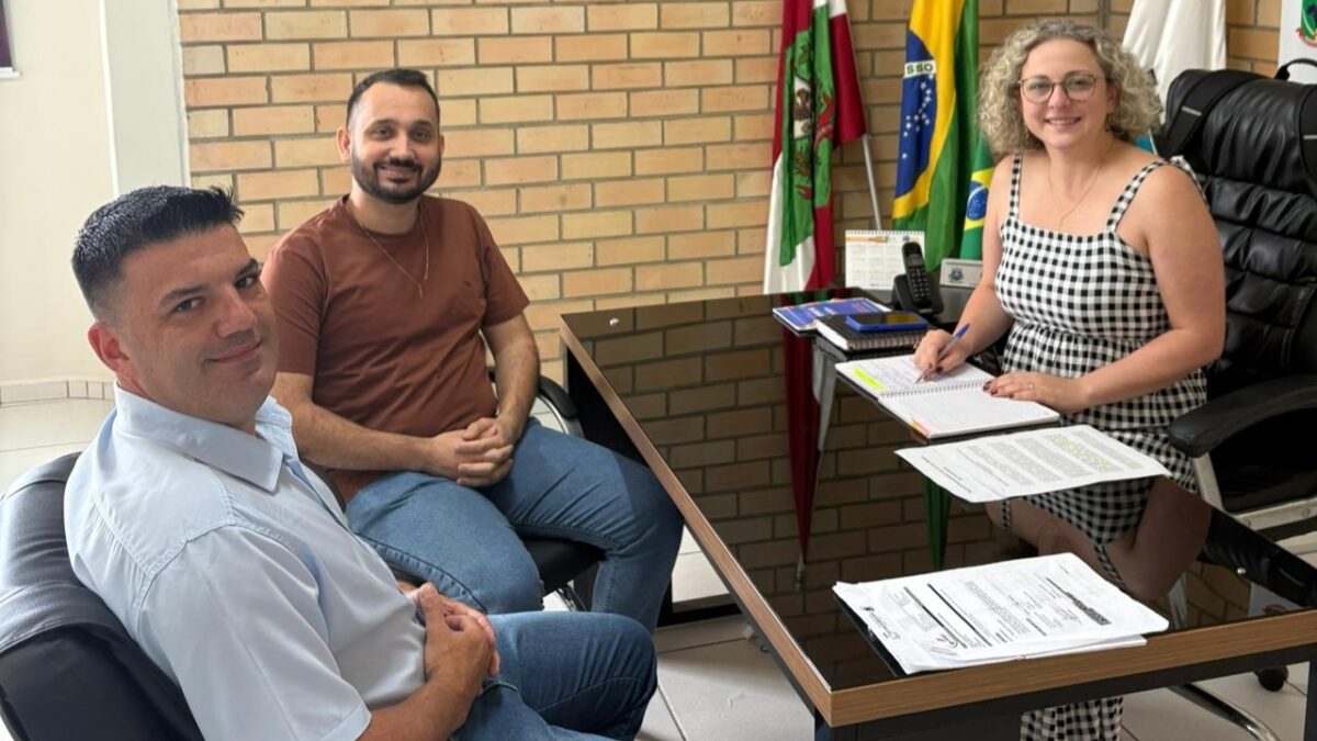 Marijane Felippe destaca avanços na gestão em transição com futuro presidente do Legislativo