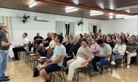 Paróquia São Roque realiza Missa de Investidura dos novos ministros da Eucaristia