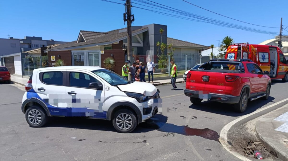 Corpo de Bombeiros atende acidente de trânsito no Centro