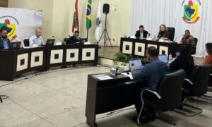 Projeto de Vale-Uniforme Escolar é aprovado na Câmara de vereadores