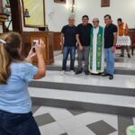 Com homenagens e carinho dos fiéis, Paróquia São Roque se despede do padre Sidnei