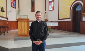 Já em Morro da Fumaça, Padre Daniel Zilli se prepara a posse no domingo