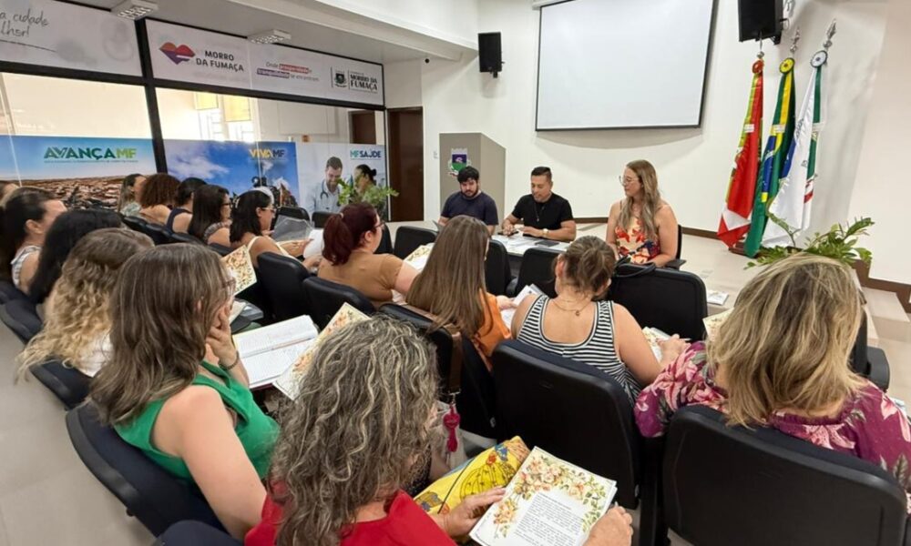 Educação de Morro da Fumaça inicia preparação para o ano letivo de 2026 em reunião com diretoras escolares