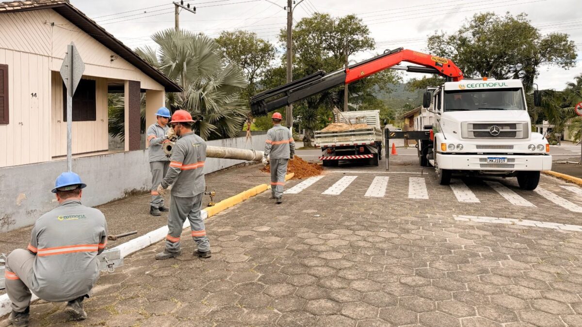 Investimento da Cermoful em rede elétrica leva climatização às escolas