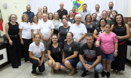 Vereadores aprovam por unanimidade projeto que institui o Agosto Laranja em Morro da Fumaça