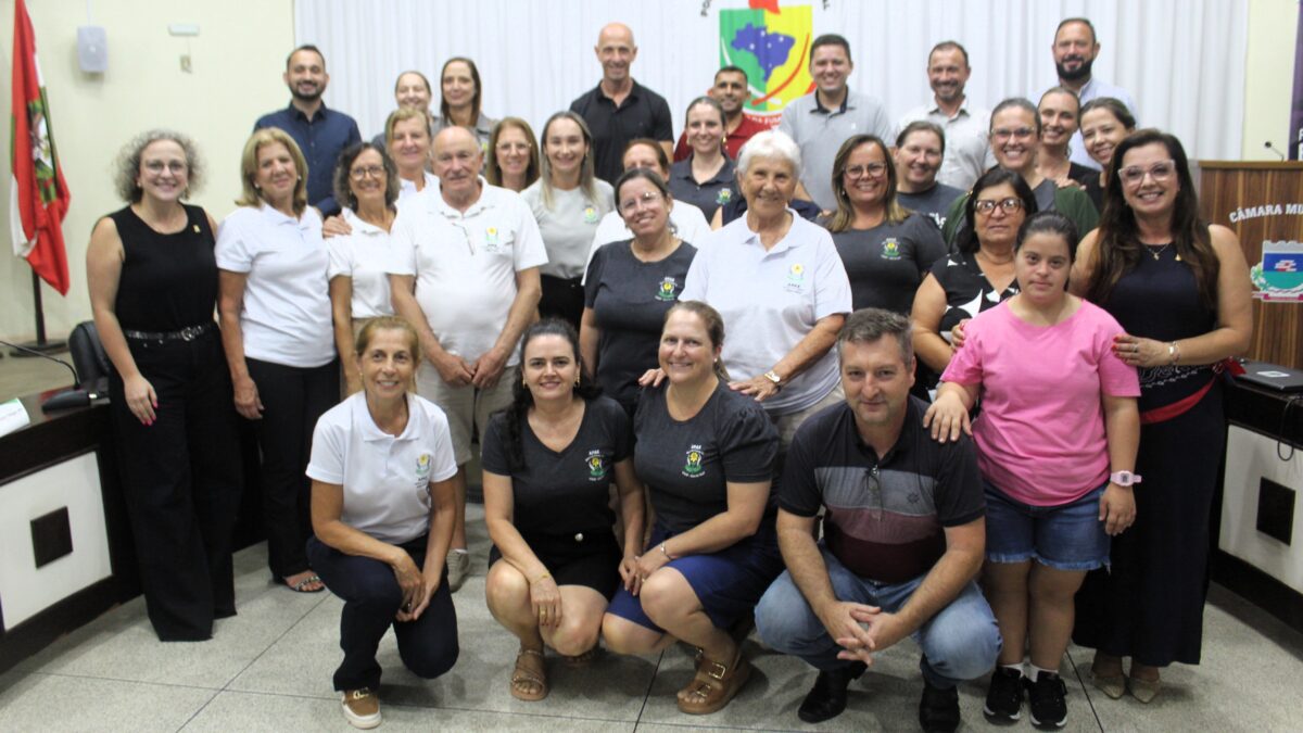 Vereadores aprovam por unanimidade projeto que institui o Agosto Laranja em Morro da Fumaça