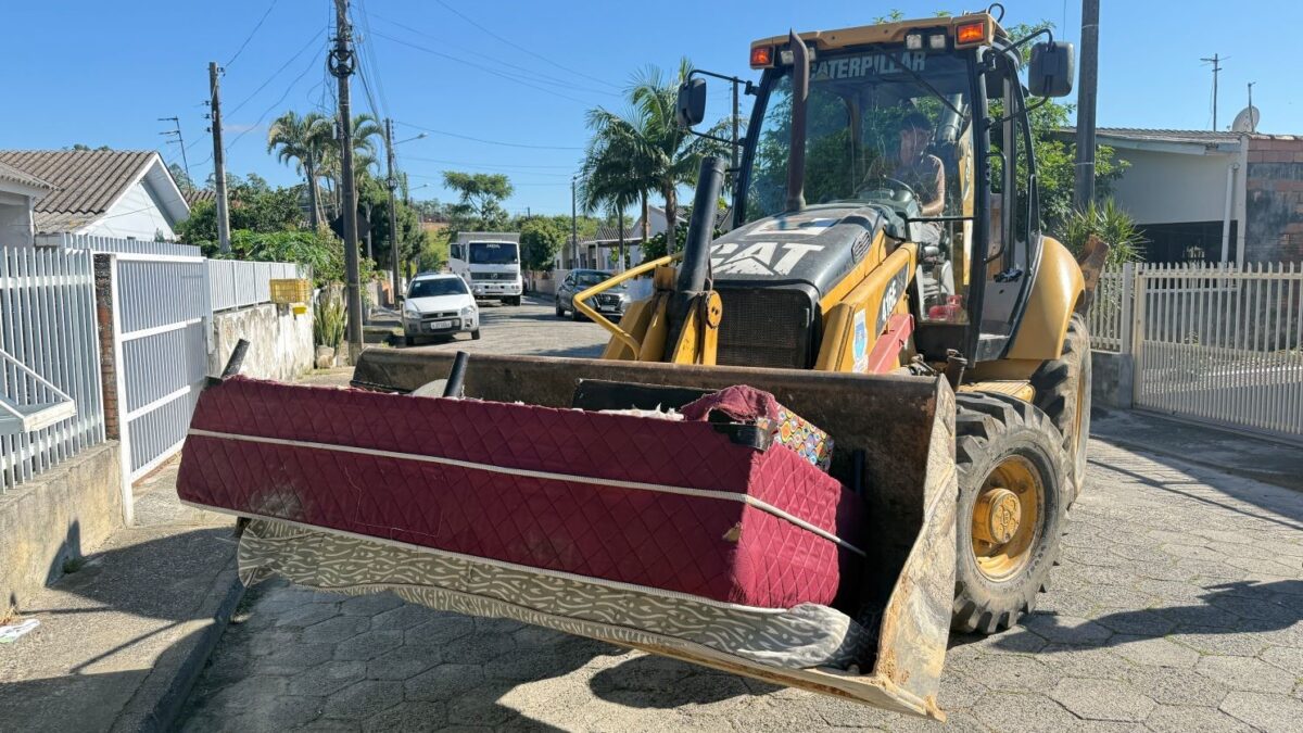 Descarte correto: Mutirão recolhe 6,5 toneladas de itens volumosos em Morro da Fumaça