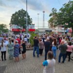 Oração da Via Sacra reúne fiéis na praça da Igreja Matriz São Roque 5 Oração da Via Sacra reúne fiéis na praça da Igreja Matriz São Roque