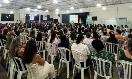 Sicoob Credija apoia com palestras o início do ano letivo para mais de 1,2 mil docentes