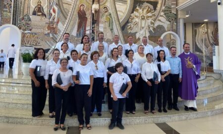 Coral Monte Carmelo se apresenta pela primeira vez na Basílica de Içara