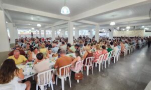 Almoço de Ramos reúne famílias e abre programação da 68ª Festa em Honra a São Roque