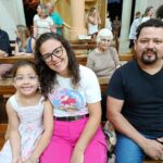 Candidatas a rainha e princesas mirins são apresentadas durante novena em Linha Torrens 3 Candidatas a rainha e princesas mirins são apresentadas durante novena em Linha Torrens