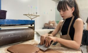 Curso infantil de cerâmica artística inicia nova turma e fortalece tradição em Morro da Fumaça