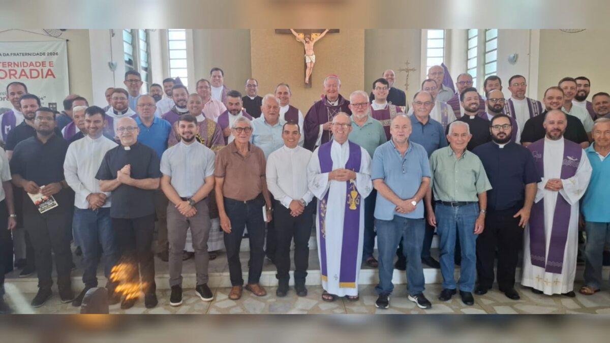 Distrito de Estação Cocal recebe padres da Diocese de Criciúma para momento de oração e comunhão