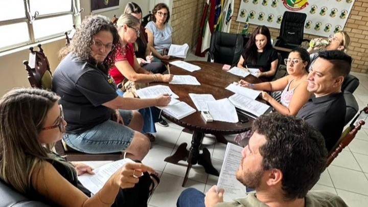 Programa Vereador Mirim entra em nova fase com aprovação de regras e definição de cronograma