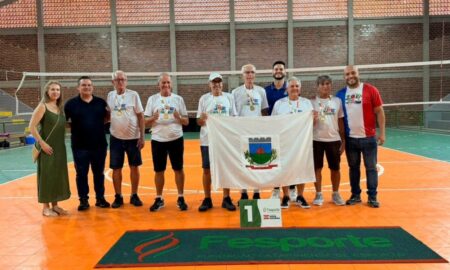 Vôlei masculino 60+ de Morro da Fumaça se classifica para etapa estadual do Jasti