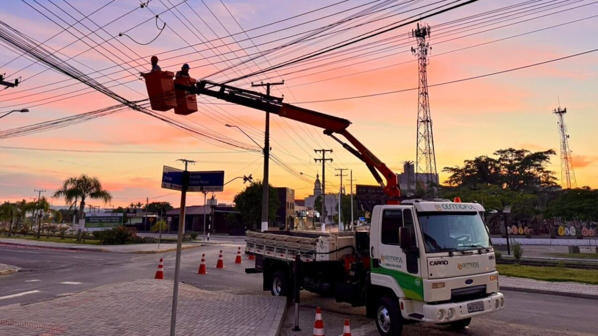 Cermoful conclui obras da rede elétrica do Parque Linear em Morro da Fumaça