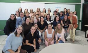 PPGSCol e Grupo de Pesquisa ViDaS lideram iniciativa regional para qualificar atendimento a mulheres em situação de violência