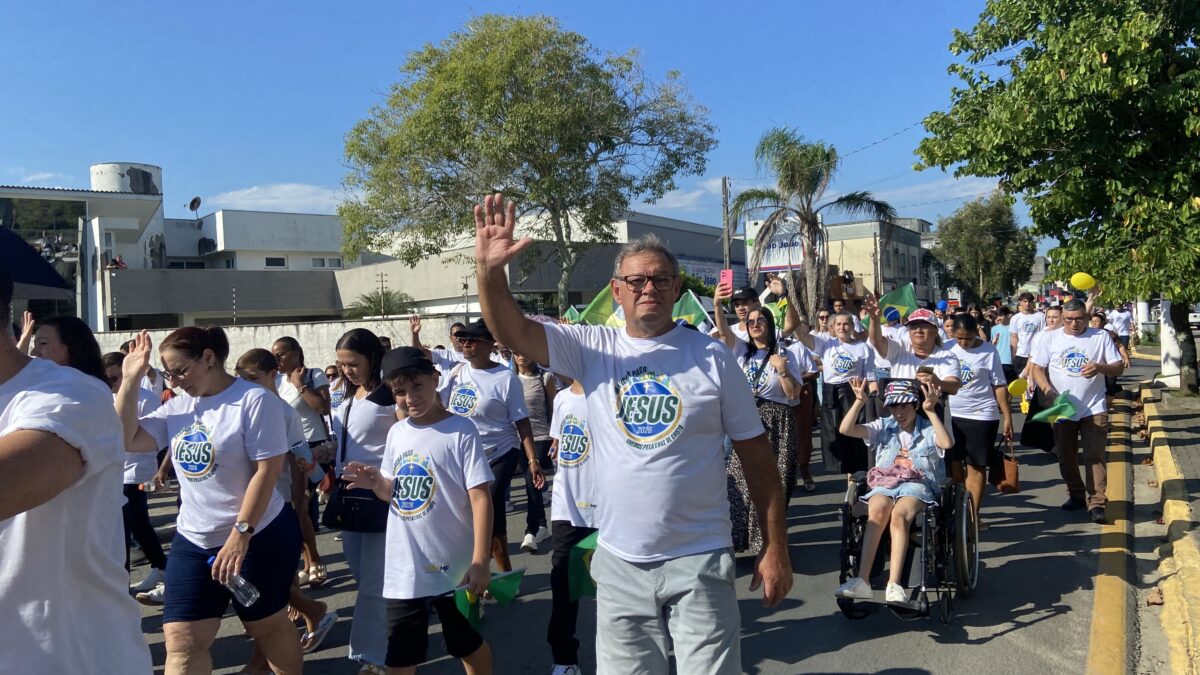 Marcha para Jesus 2026 reúne centenas de fiéis em Morro da Fumaça