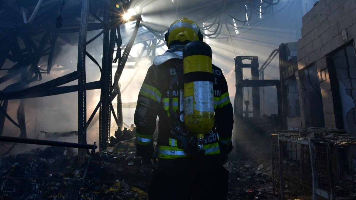 Trabalho de investigação de incêndios do CBMSC aprimora normas de segurança e gera economia de R$ 3,1 bilhões em bens salvos