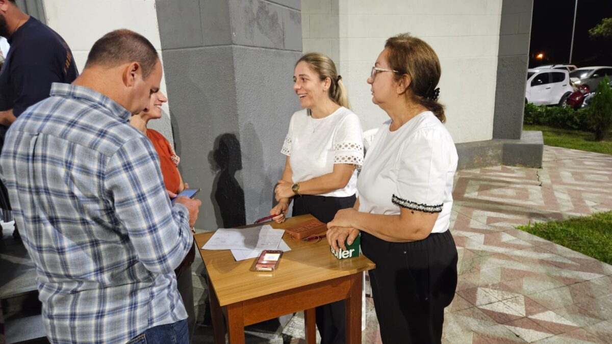 Paróquia São Roque busca doações para ampliar e pavimentar estacionamento