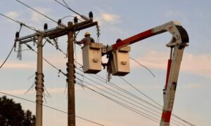 Desligamento programado marca avanço de obra em Estação Cocal