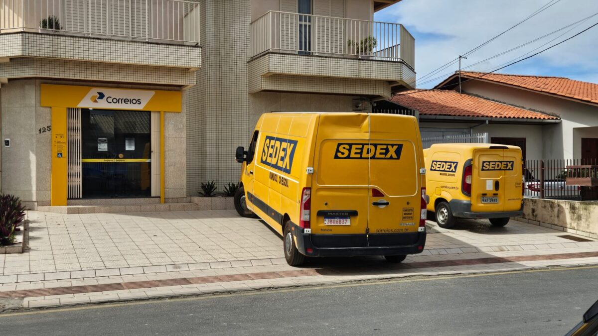 Atendimento reduzido e risco de fechamento dos Correios preocupam moradores e comerciantes em Morro da Fumaça