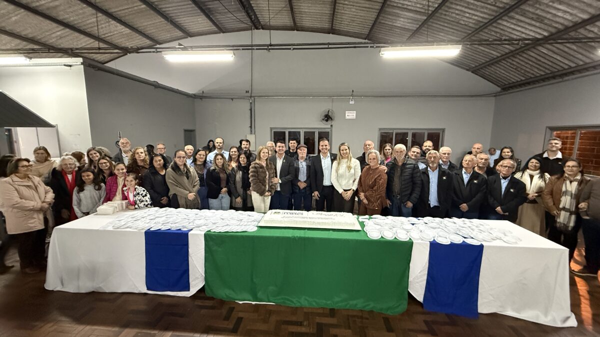Morro da Fumaça inicia celebrações dos 64 anos com corte do bolo e missa em Estação Cocal