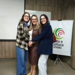 Psicopedagoga Elaine Cristina Bortolatto participa de livro sobre Educação lançado na Unesc