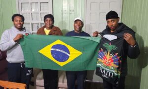 Brasil x Haiti: O jogo que divide corações de uma família em Morro da Fumaça