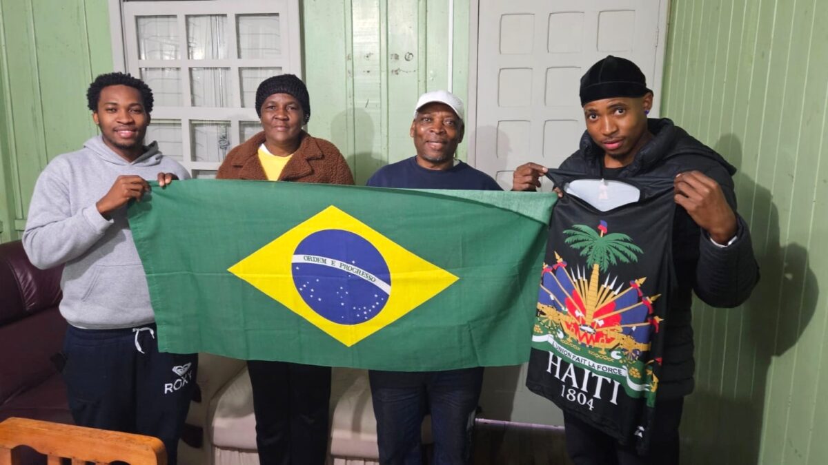 Brasil x Haiti: O jogo que divide corações de uma família em Morro da Fumaça