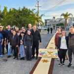 Comunidade acorda de madrugada e transforma ruas de Morro da Fumaça para Corpus Christi