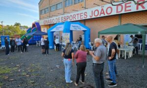 Comunidade em Foco leva orientação, serviços e lazer para moradores de Estação Cocal