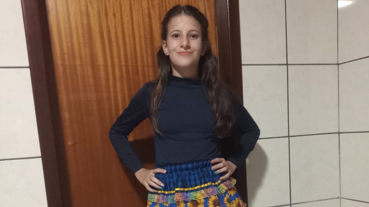 Internada em UTI, menina de 13 anos precisa de doações de sangue para seguir tratamento de leucemia