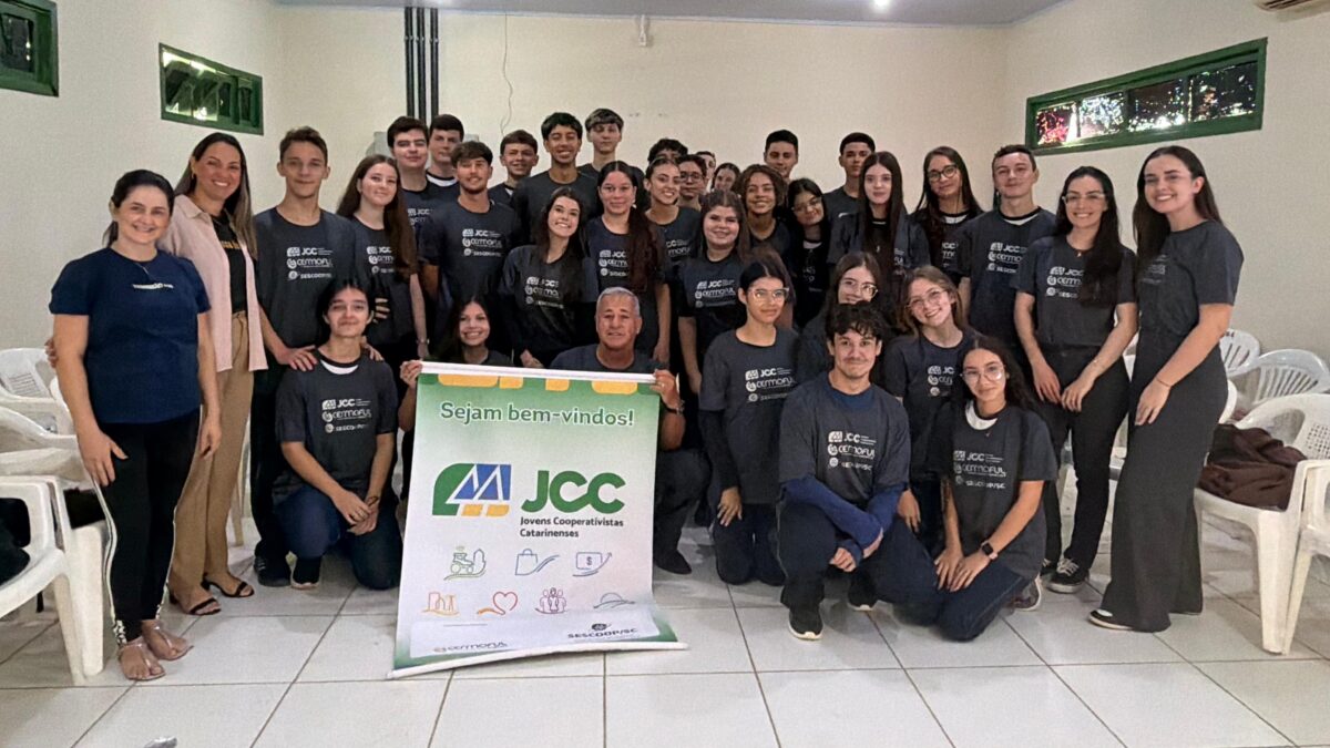 Projeto Jovens Cooperativistas Cermoful avança com formação em robótica e desenvolvimento pessoal