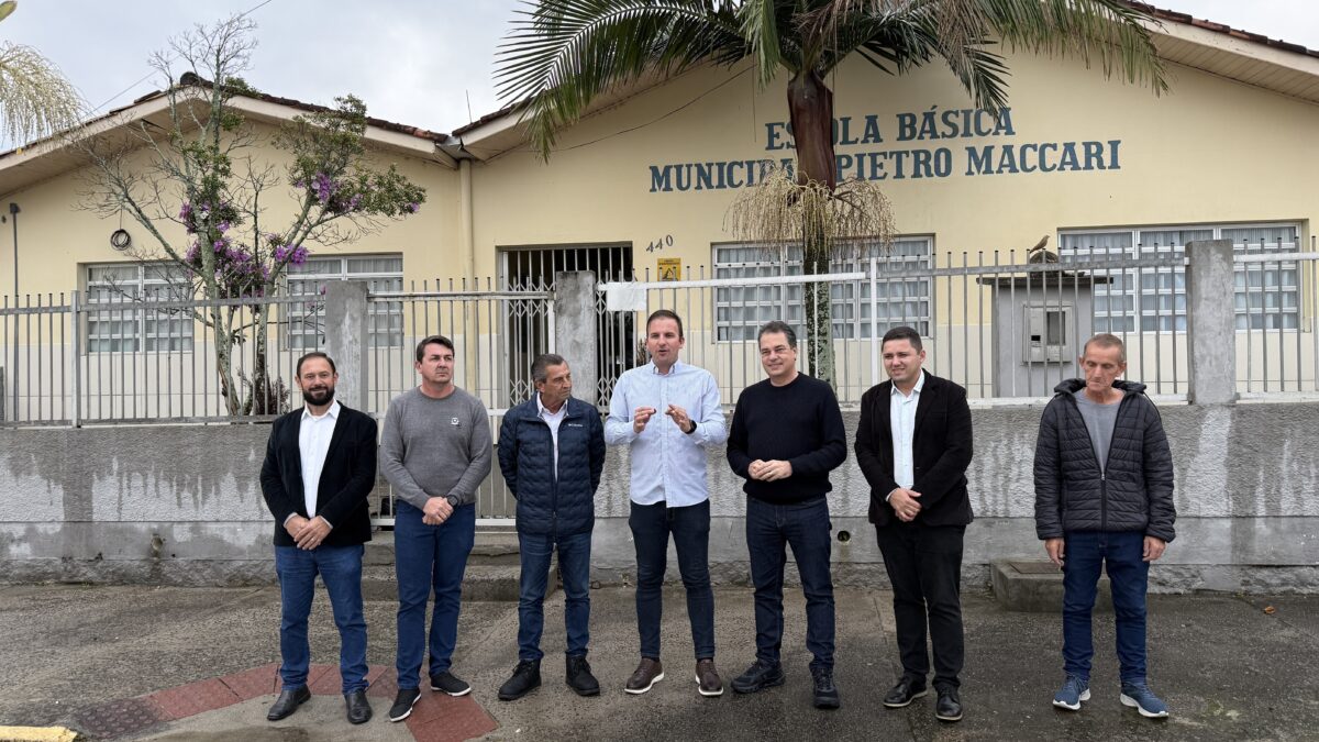 Deputados anunciam R$ 1 milhão para reforma da Escola Pietro Maccari
