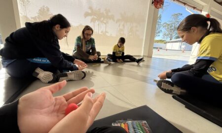 Em Movimento alia esporte e atendimento multidisciplinar para fortalecer desenvolvimento de crianças e adolescentes